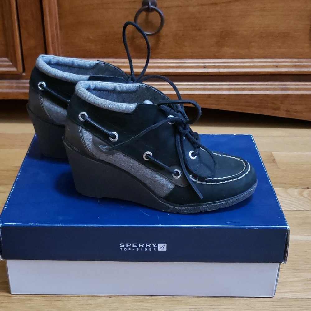 Sperry Hadley black & gray platform boat shoes